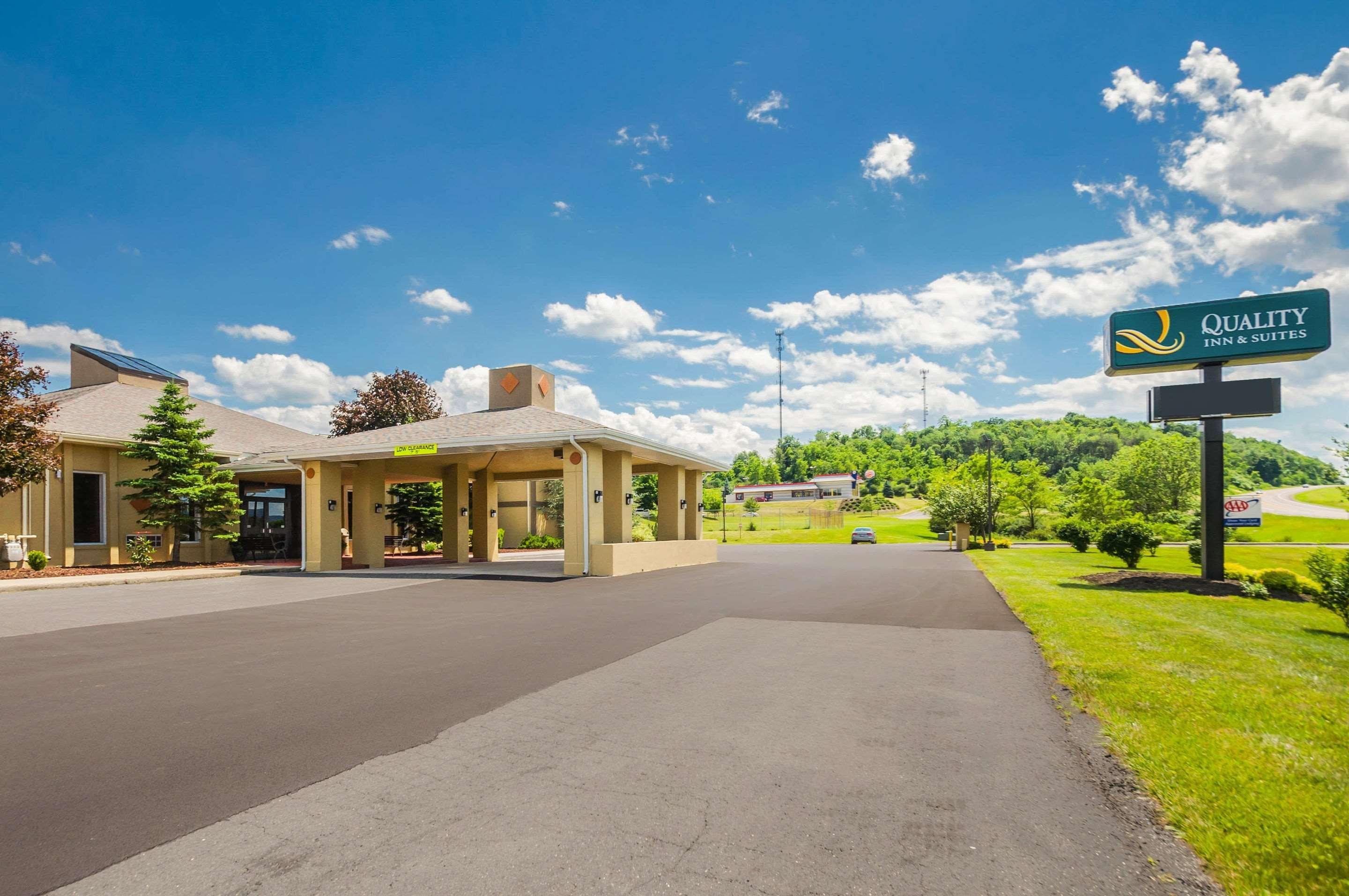 Quality Inn & Suites Frostburg-Cumberland Dış mekan fotoğraf