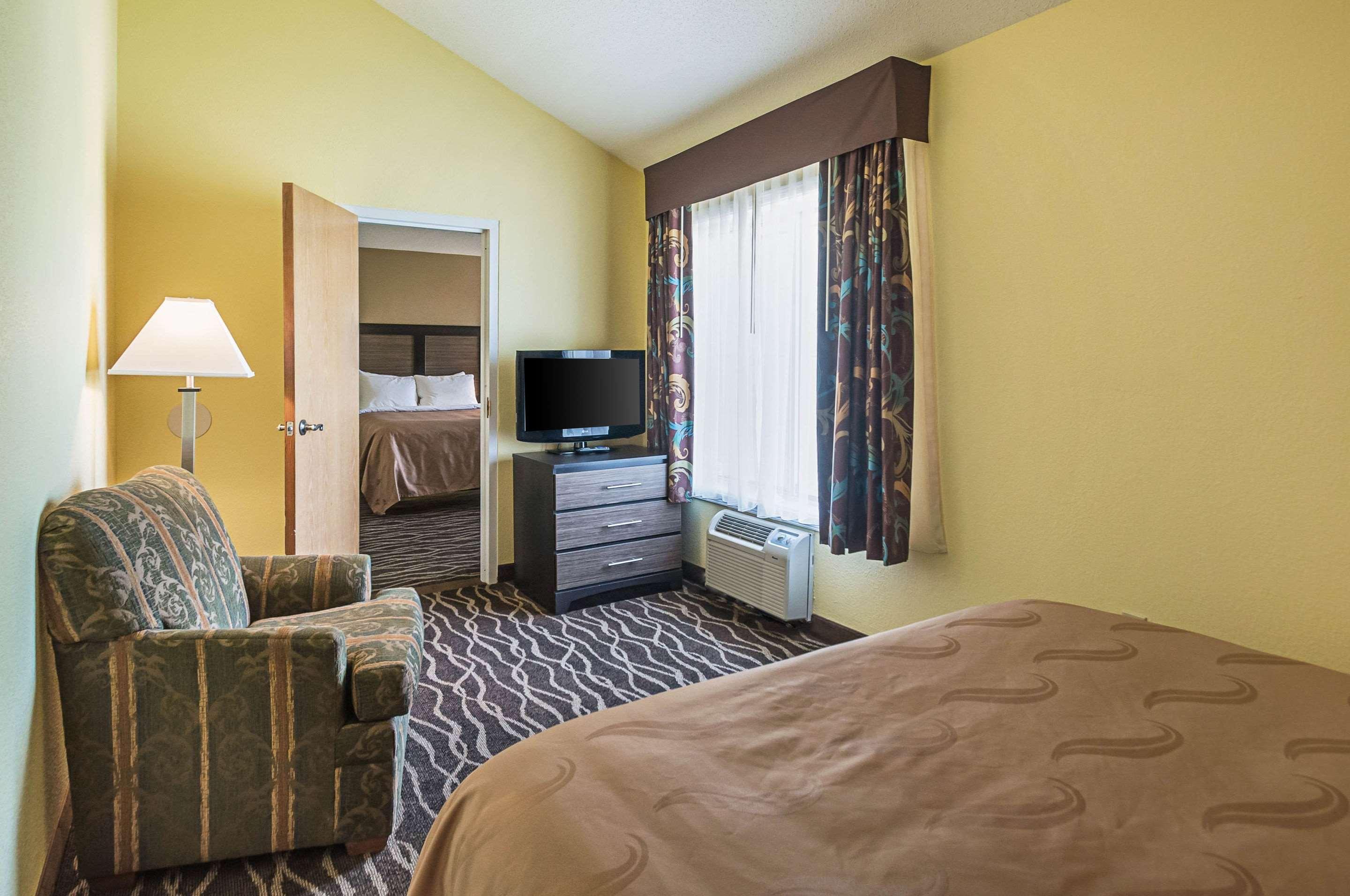 Quality Inn & Suites Frostburg-Cumberland Dış mekan fotoğraf